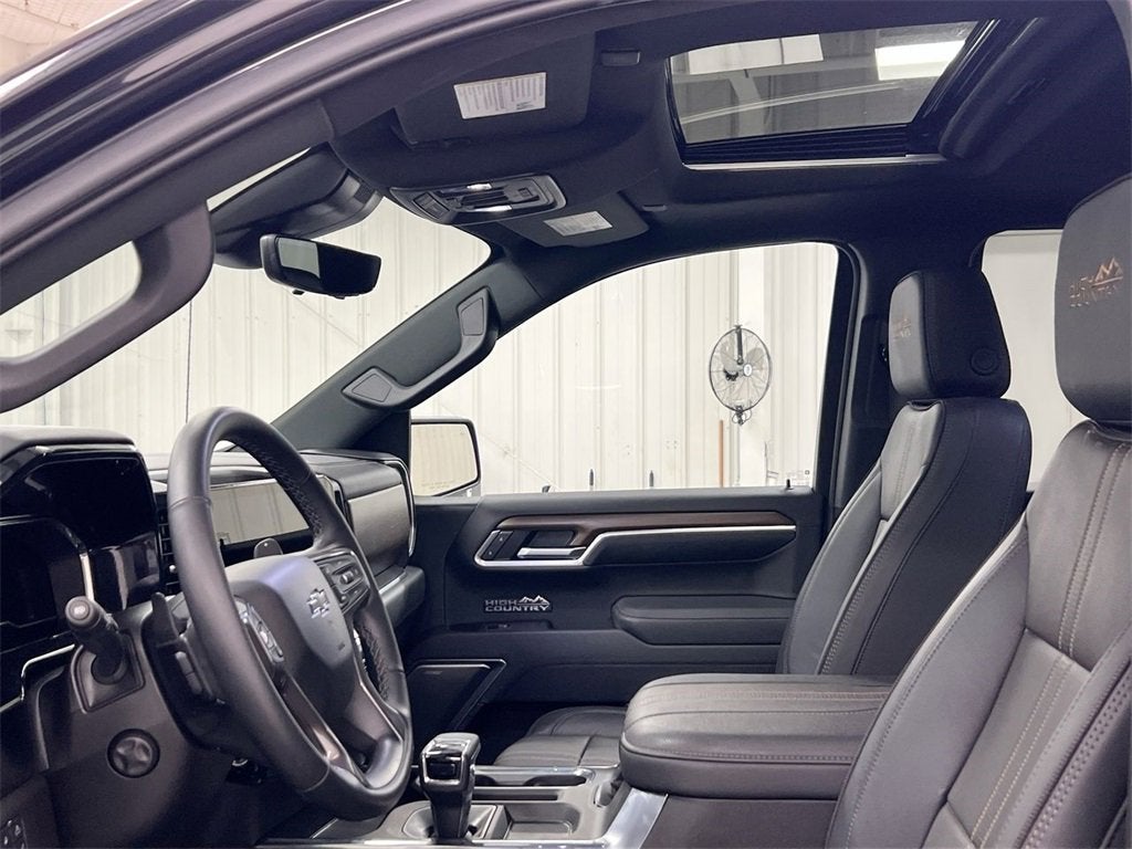 2025 Chevrolet Silverado 1500 High Country