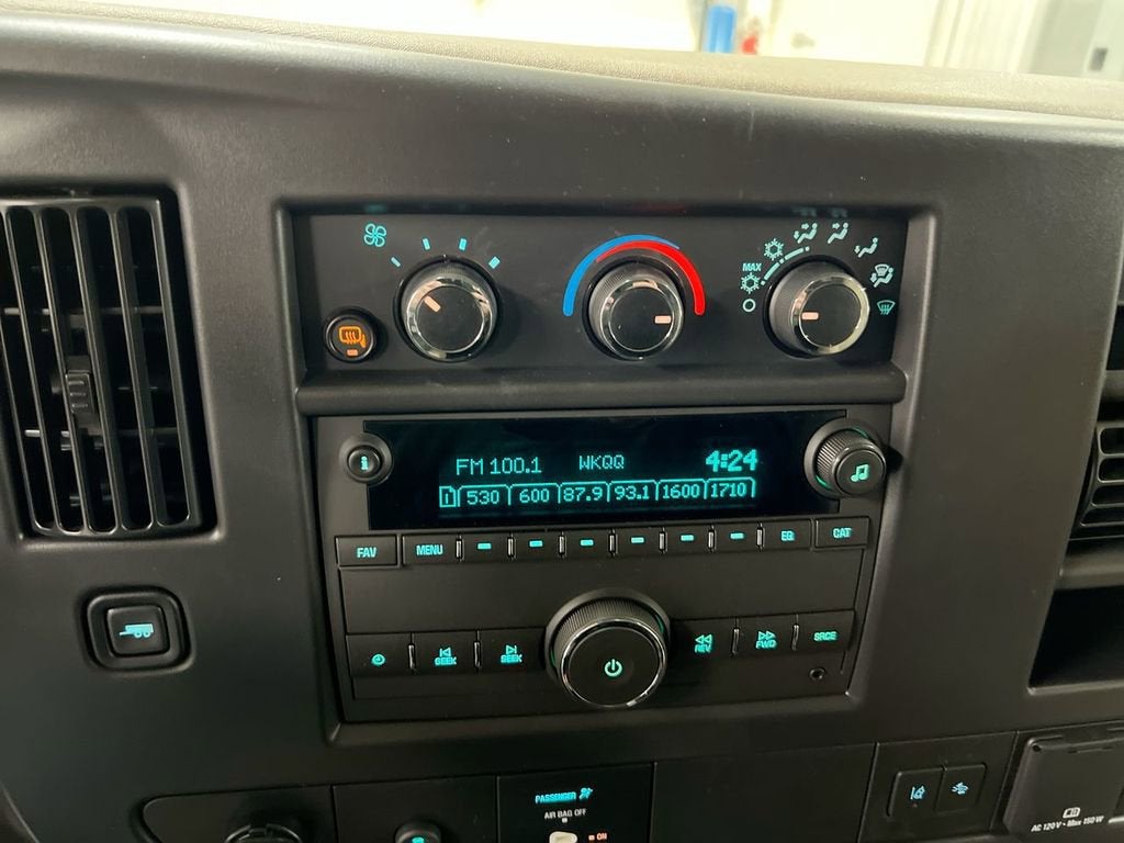 2026 Chevrolet Express Cargo WT