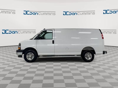 2025 Chevrolet Express Cargo WT