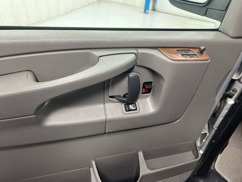 2014 GMC Savana Cargo 1500 Upfitter