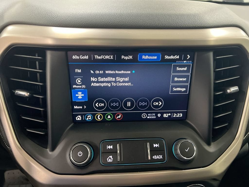 2023 GMC Acadia Denali