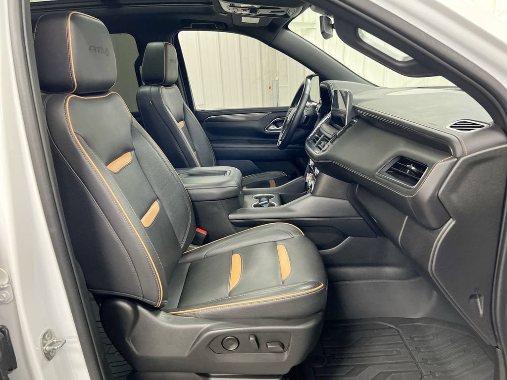 2022 GMC Yukon XL AT4