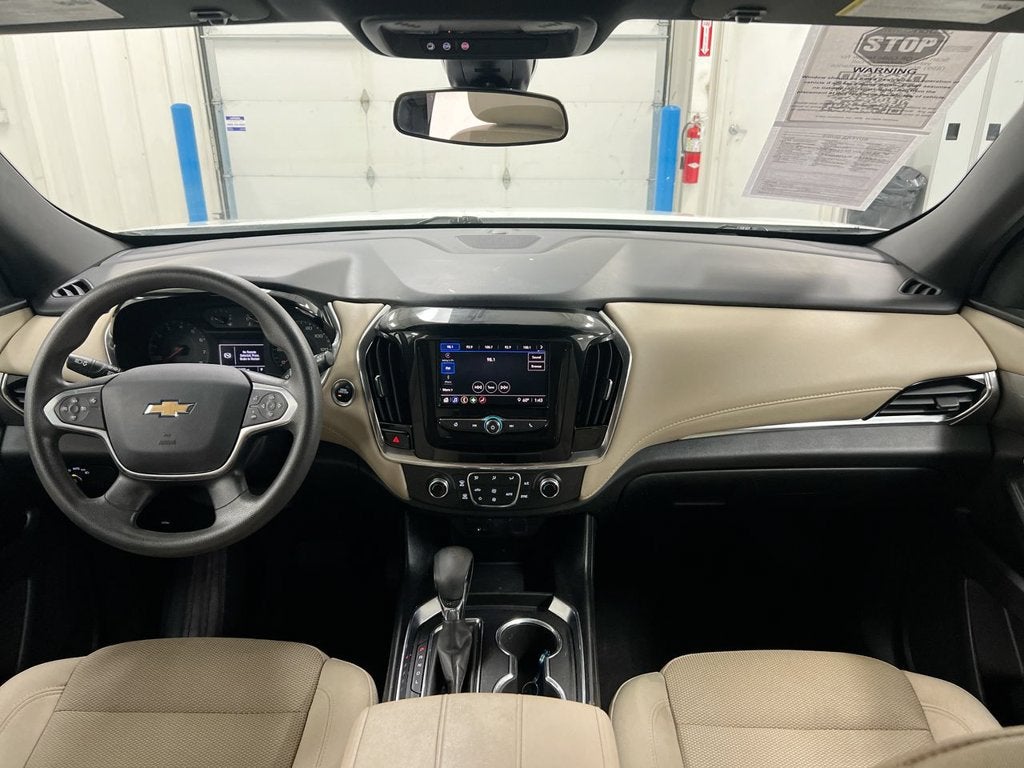2023 Chevrolet Traverse LS