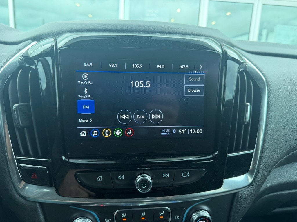 2023 Chevrolet Traverse LT Cloth