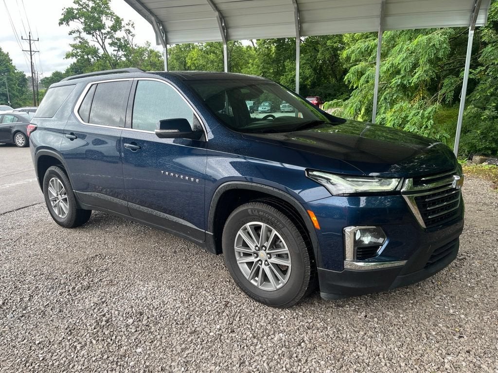 2023 Chevrolet Traverse LT Leather