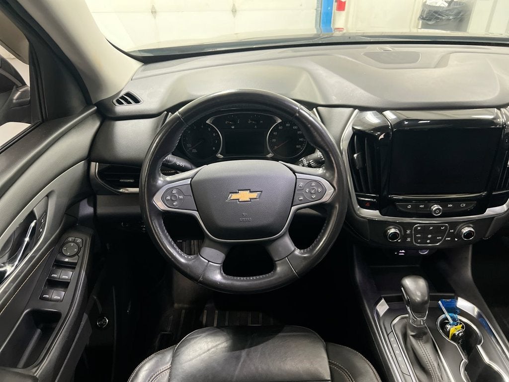 2021 Chevrolet Traverse LT Leather