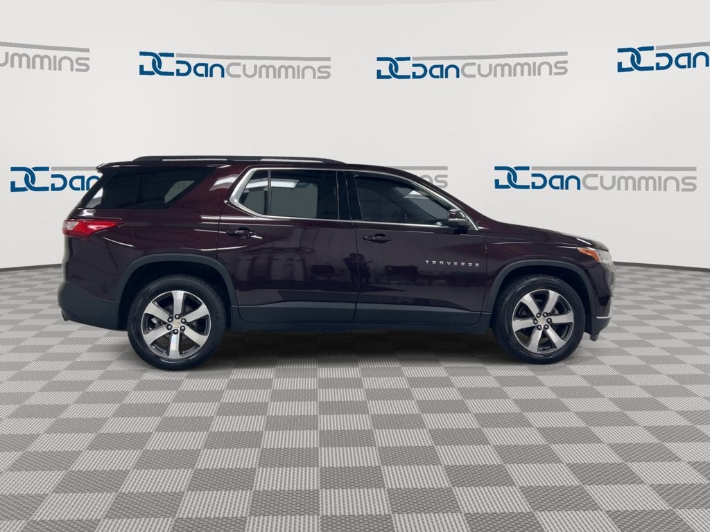 2021 Chevrolet Traverse LT Leather