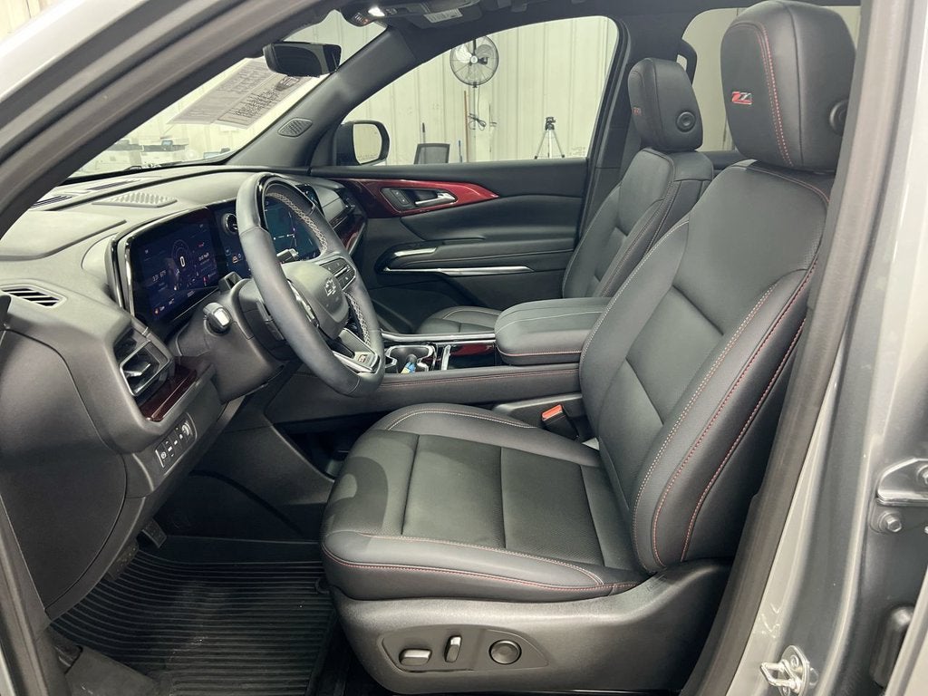 2025 Chevrolet Traverse Z71