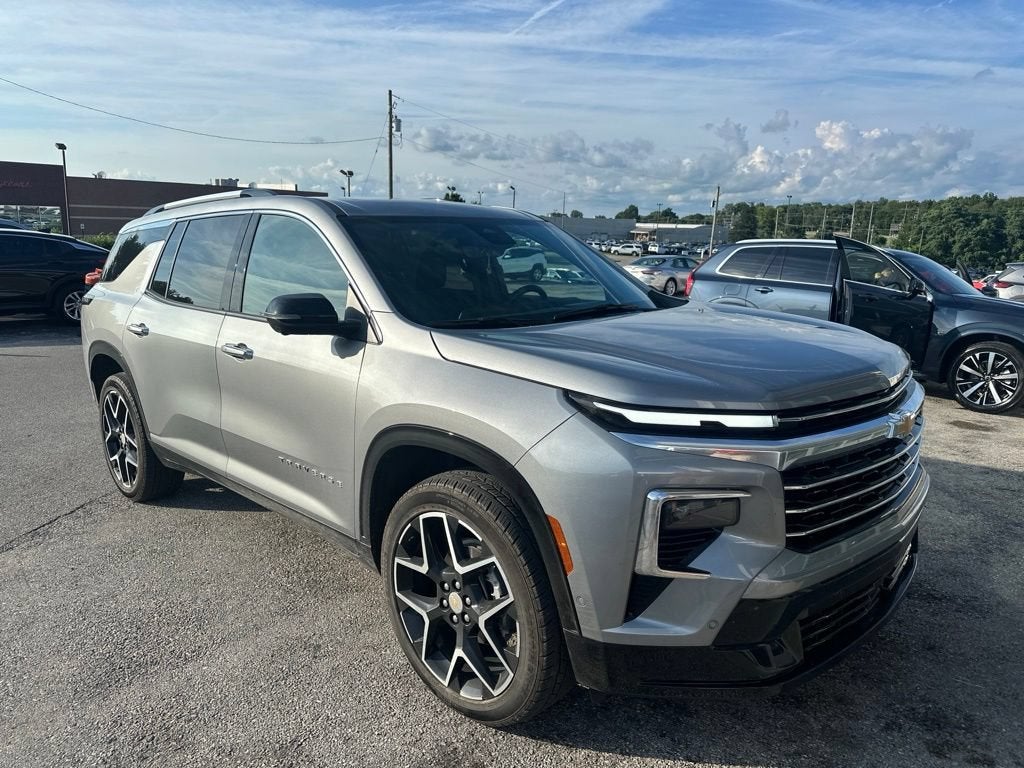 2025 Chevrolet Traverse High Country