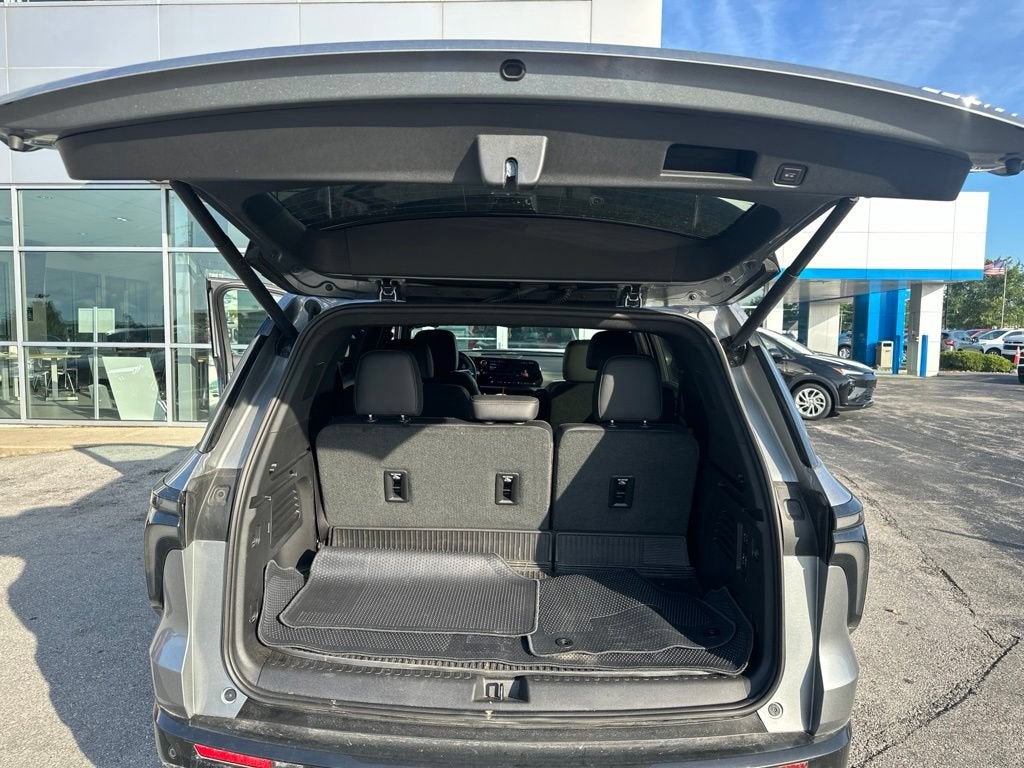 2025 Chevrolet Traverse High Country