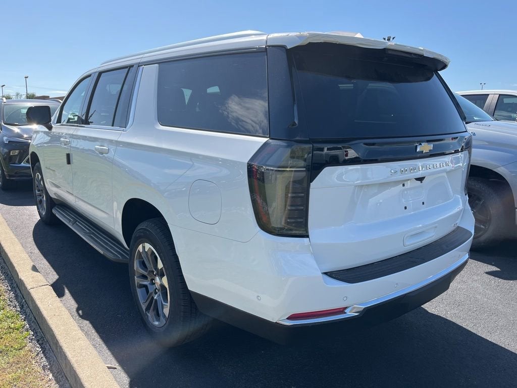 2026 Chevrolet Suburban LT