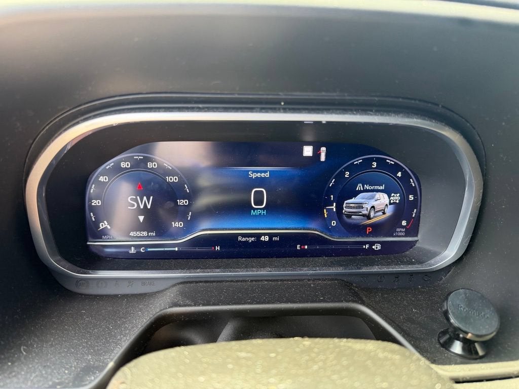 2023 Chevrolet Suburban LT