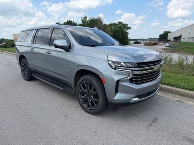 2023 Chevrolet Suburban LT