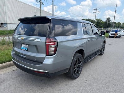 2023 Chevrolet Suburban LT