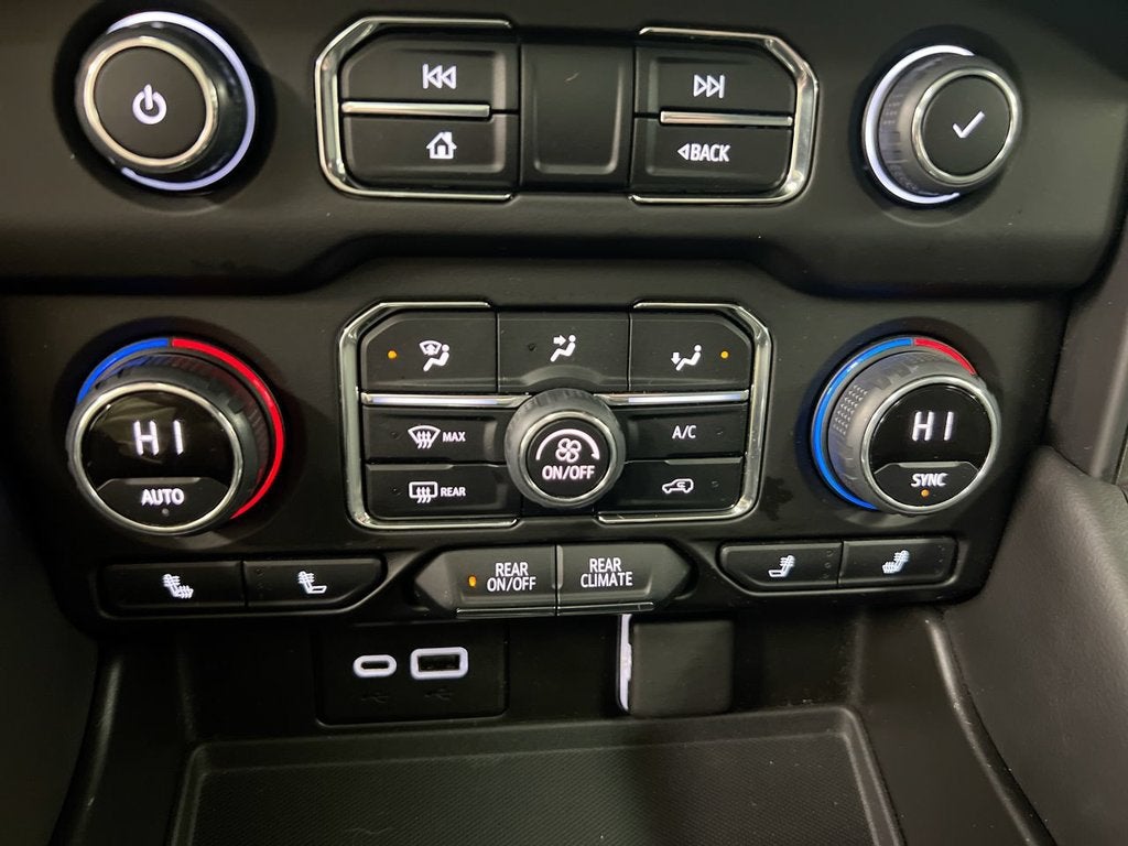 2022 Chevrolet Tahoe RST