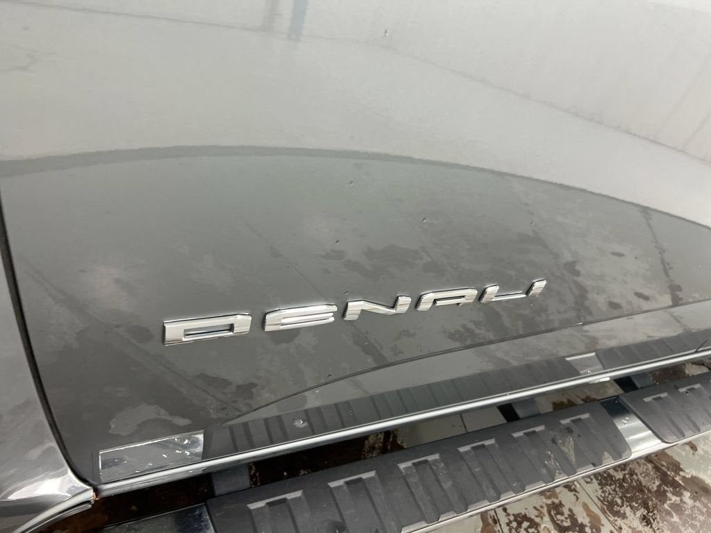 2022 GMC Canyon 4WD Denali