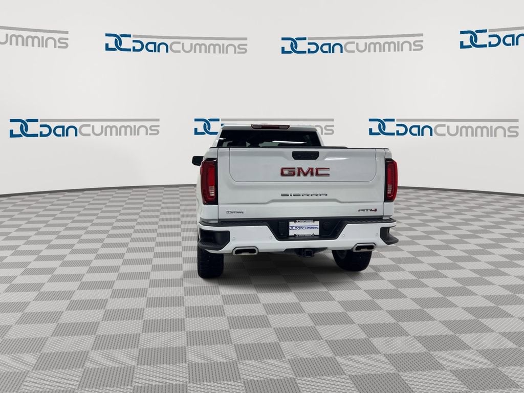 2025 GMC Sierra 1500 AT4