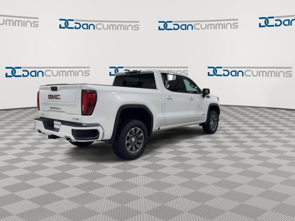 2025 GMC Sierra 1500 AT4