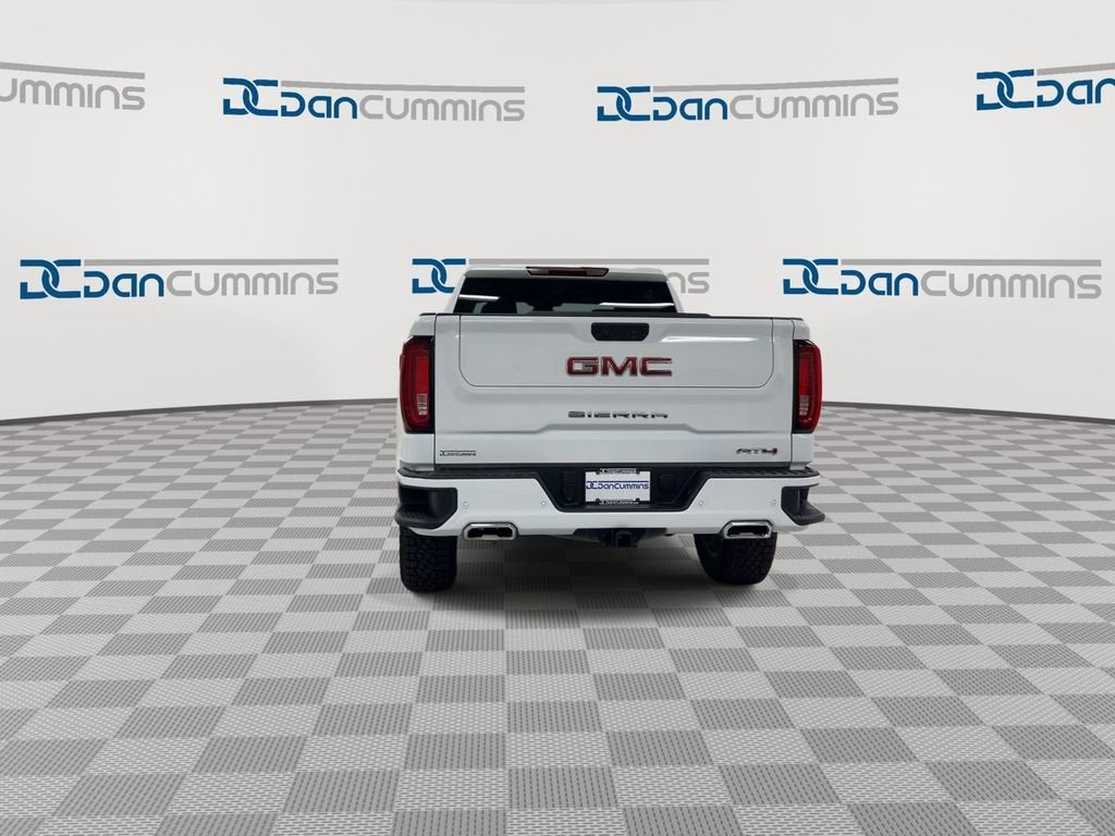 2025 GMC Sierra 1500 AT4