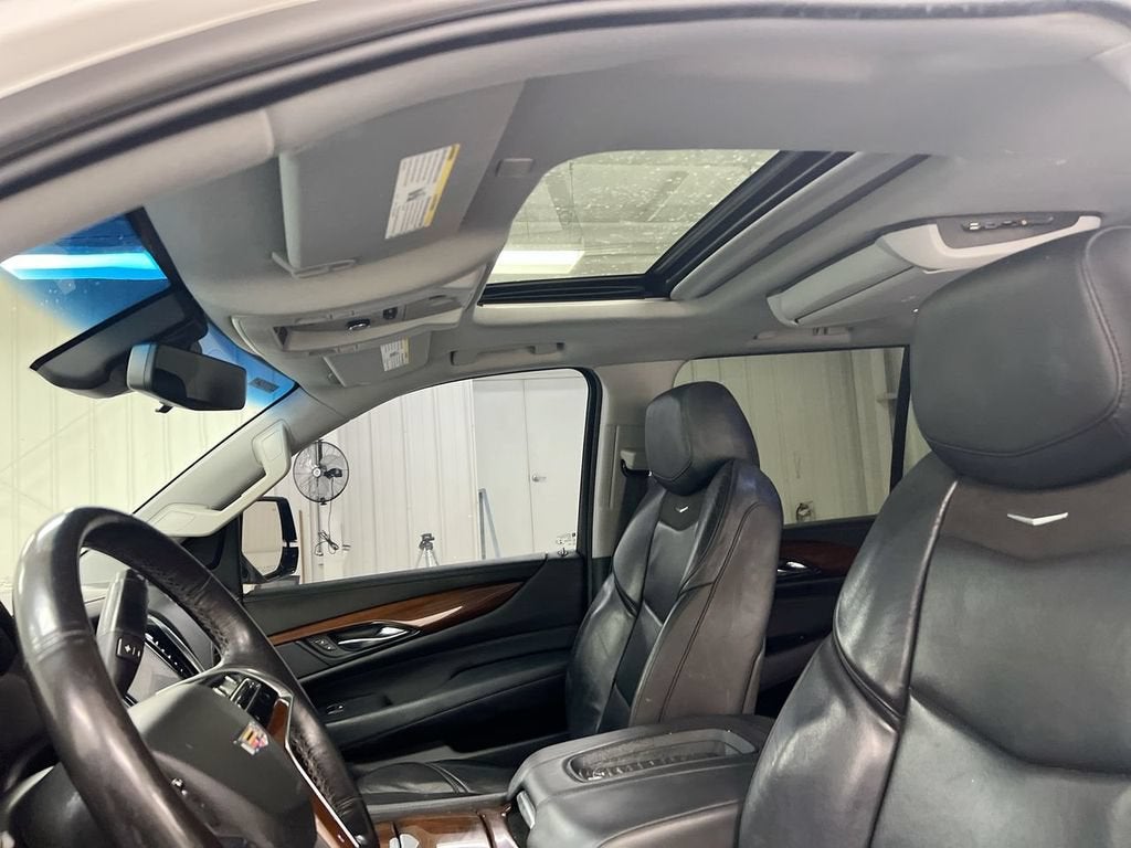 2019 Cadillac Escalade ESV Luxury