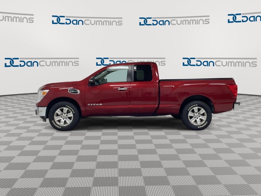 2017 Nissan Titan SV
