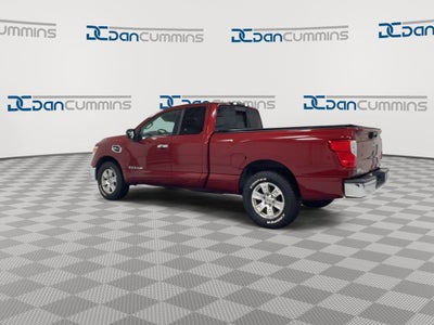 2017 Nissan Titan SV