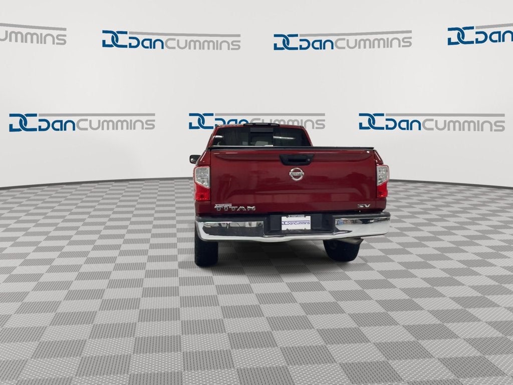 2017 Nissan Titan SV