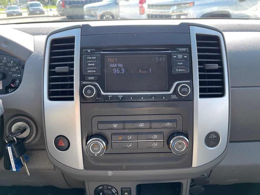 2016 Nissan Frontier SL
