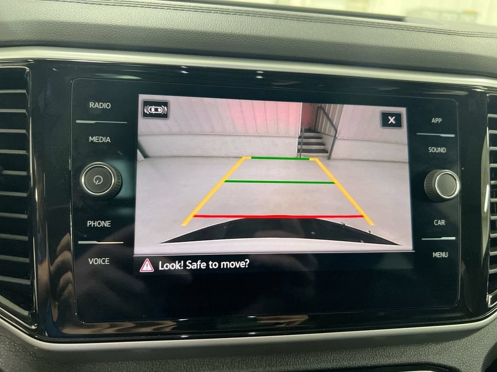 2022 Volkswagen Atlas Cross Sport 3.6L V6 SE w/Technology
