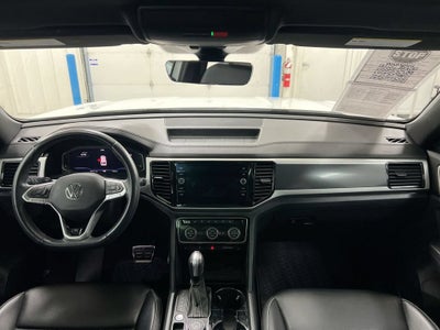 2022 Volkswagen Atlas Cross Sport 2.0T SEL R-Line