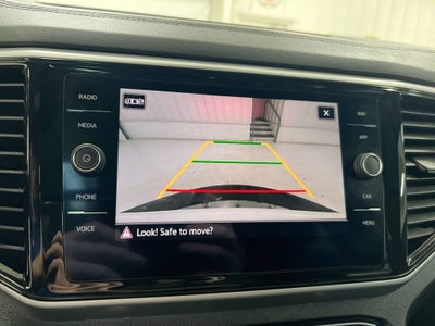 2022 Volkswagen Atlas Cross Sport 2.0T SEL R-Line