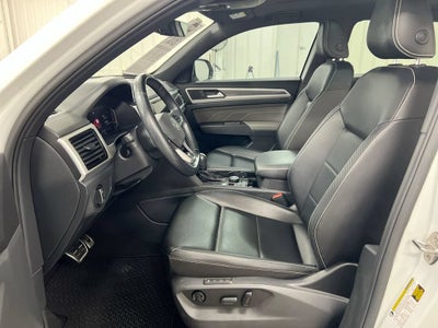 2022 Volkswagen Atlas Cross Sport 2.0T SEL R-Line