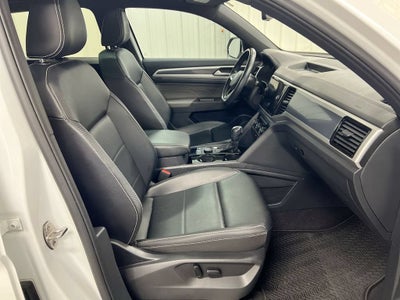 2022 Volkswagen Atlas Cross Sport 2.0T SEL R-Line