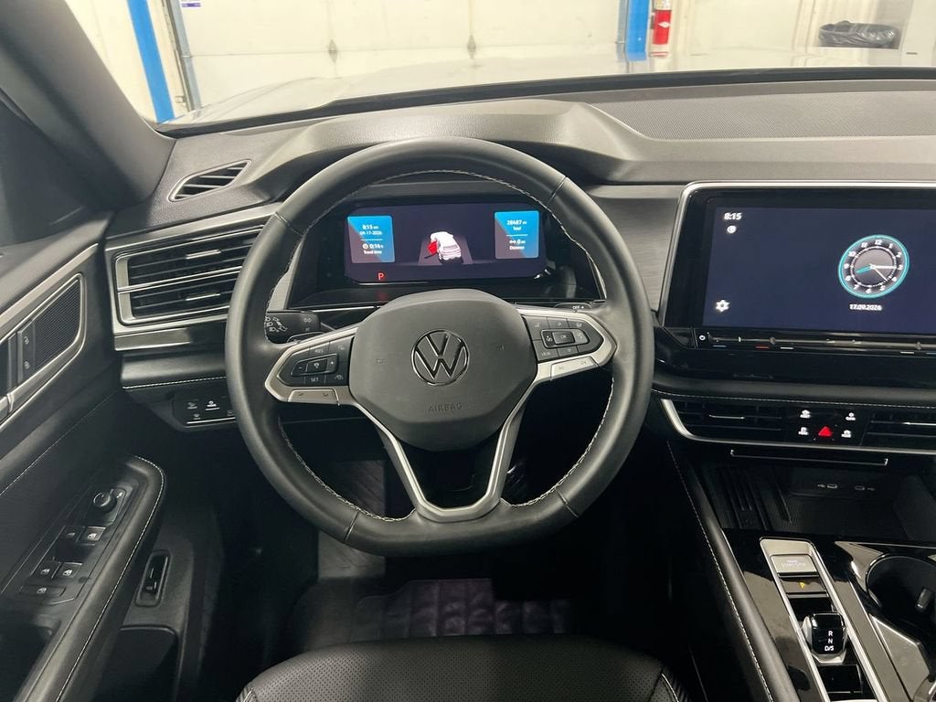 2025 Volkswagen Atlas Cross Sport 2.0T SE w/Technology