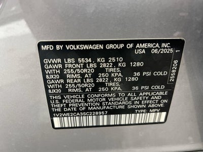 2025 Volkswagen Atlas Cross Sport 2.0T SE w/Technology