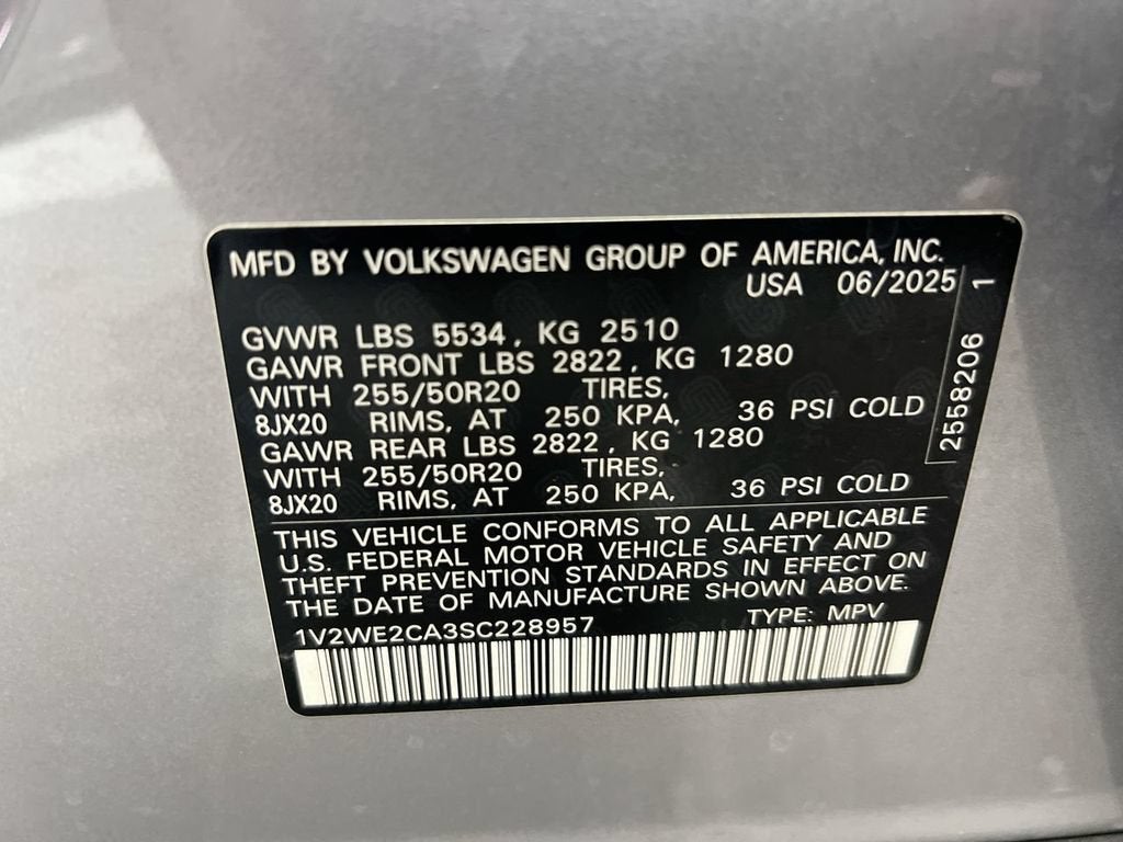2025 Volkswagen Atlas Cross Sport 2.0T SE w/Technology