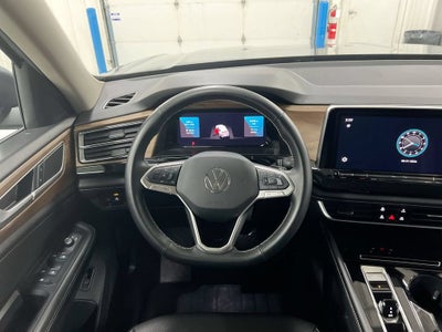 2025 Volkswagen Atlas 2.0T SE w/Technology