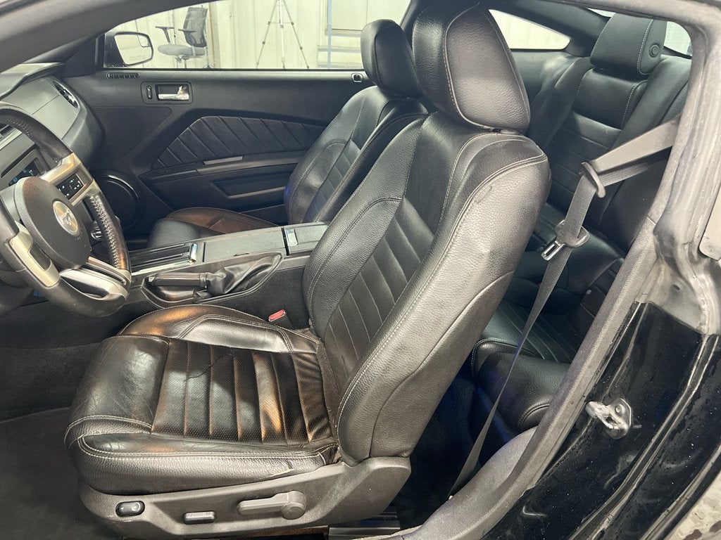 2012 Ford Mustang V6 Premium