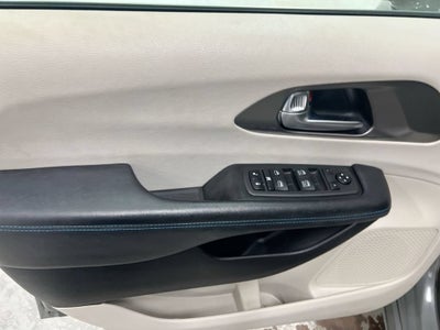 2021 Chrysler Pacifica Touring