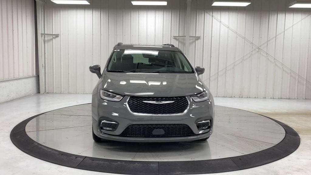 2021 Chrysler Pacifica Touring
