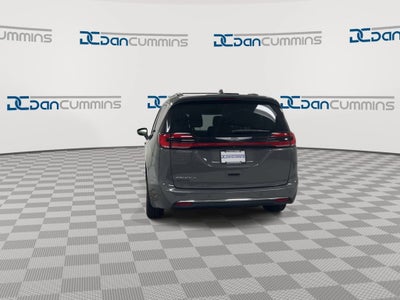 2021 Chrysler Pacifica Touring