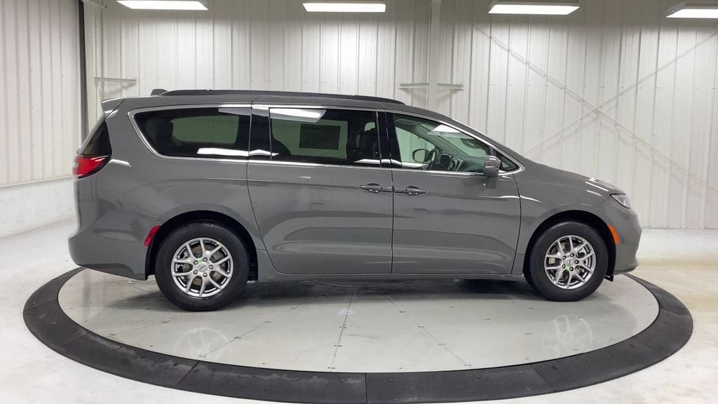 2021 Chrysler Pacifica Touring