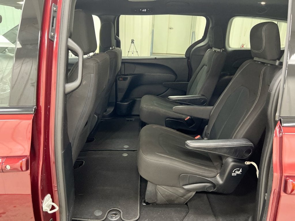 2020 Chrysler Pacifica Touring