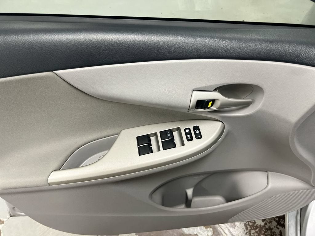 2012 Toyota Corolla L