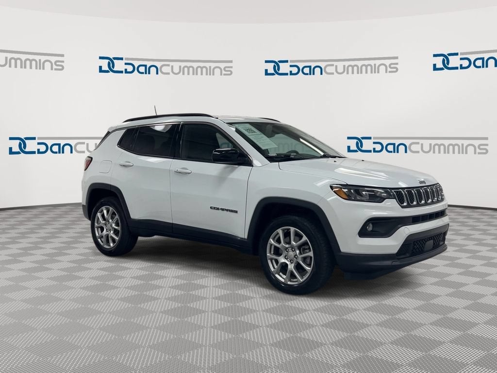2023 Jeep Compass Latitude Lux