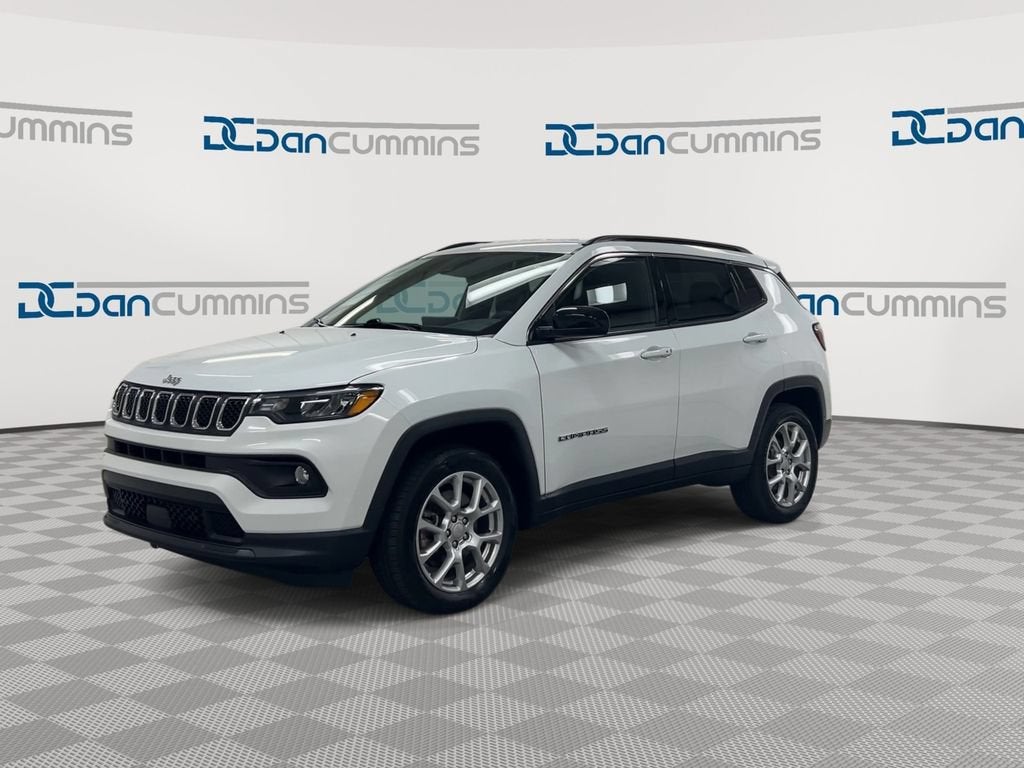 2023 Jeep Compass Latitude Lux
