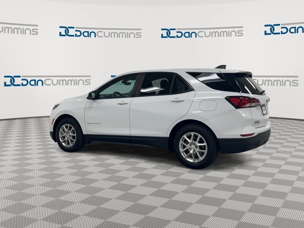 2022 Chevrolet Equinox LS