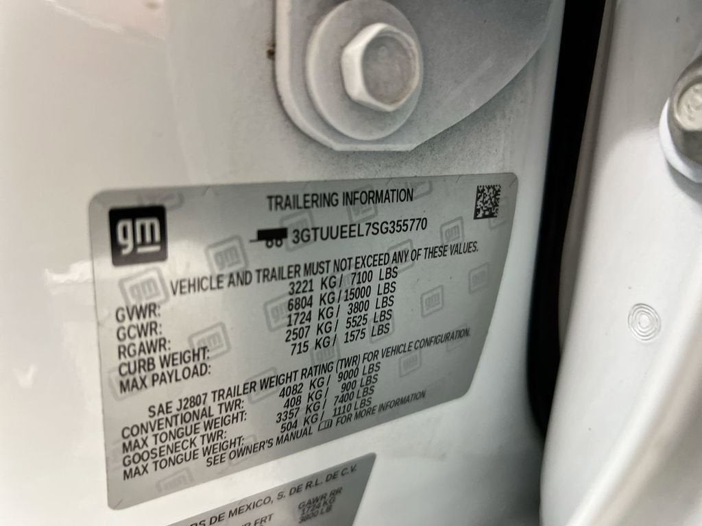 2025 GMC Sierra 1500 AT4