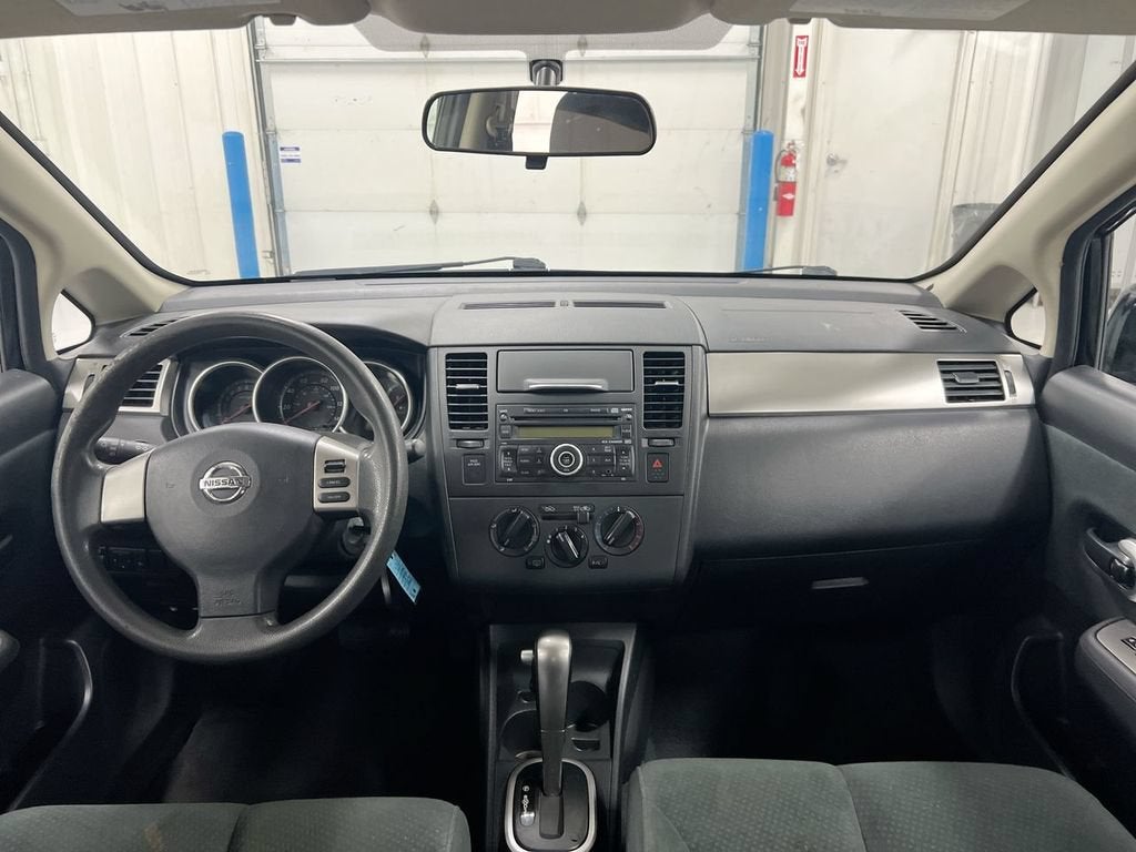 2011 Nissan Versa 1.8 S