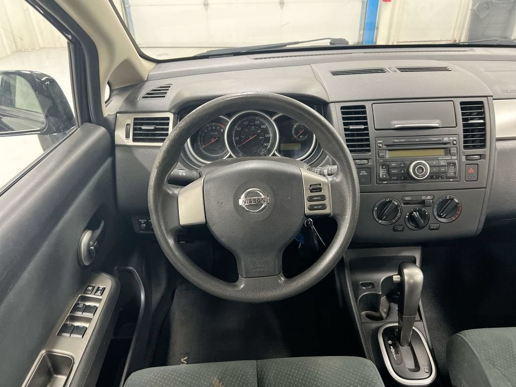 2011 Nissan Versa 1.8 S